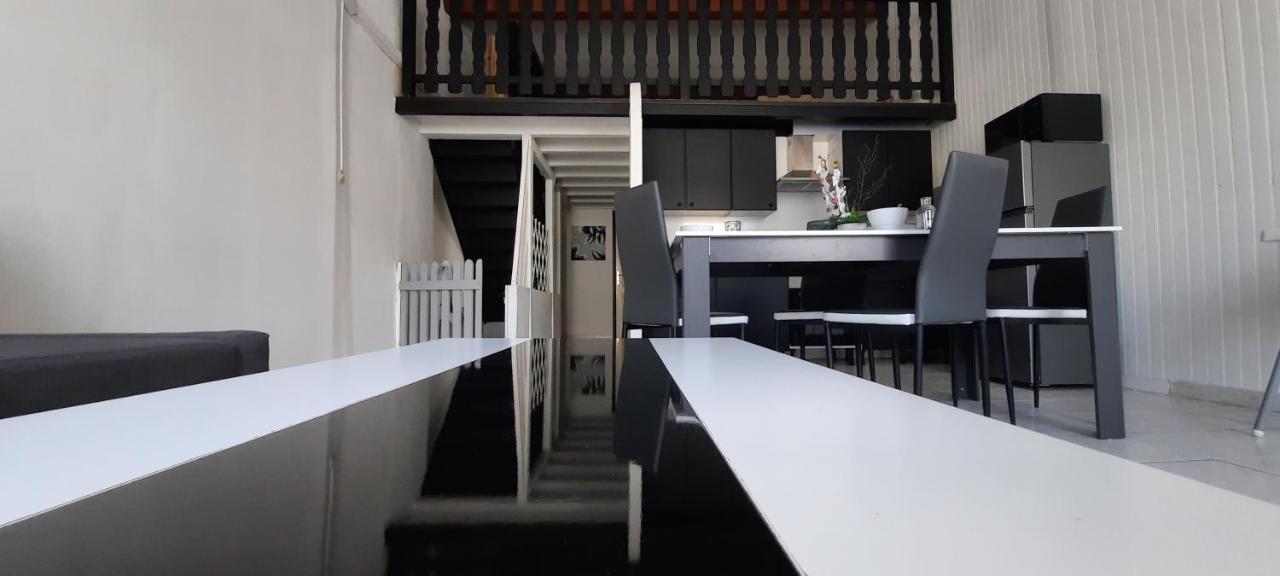Le Telly-Centre Ville-Petits Prix-Ideal Pour Rayonner Sur La Ville Carcasona Exterior foto